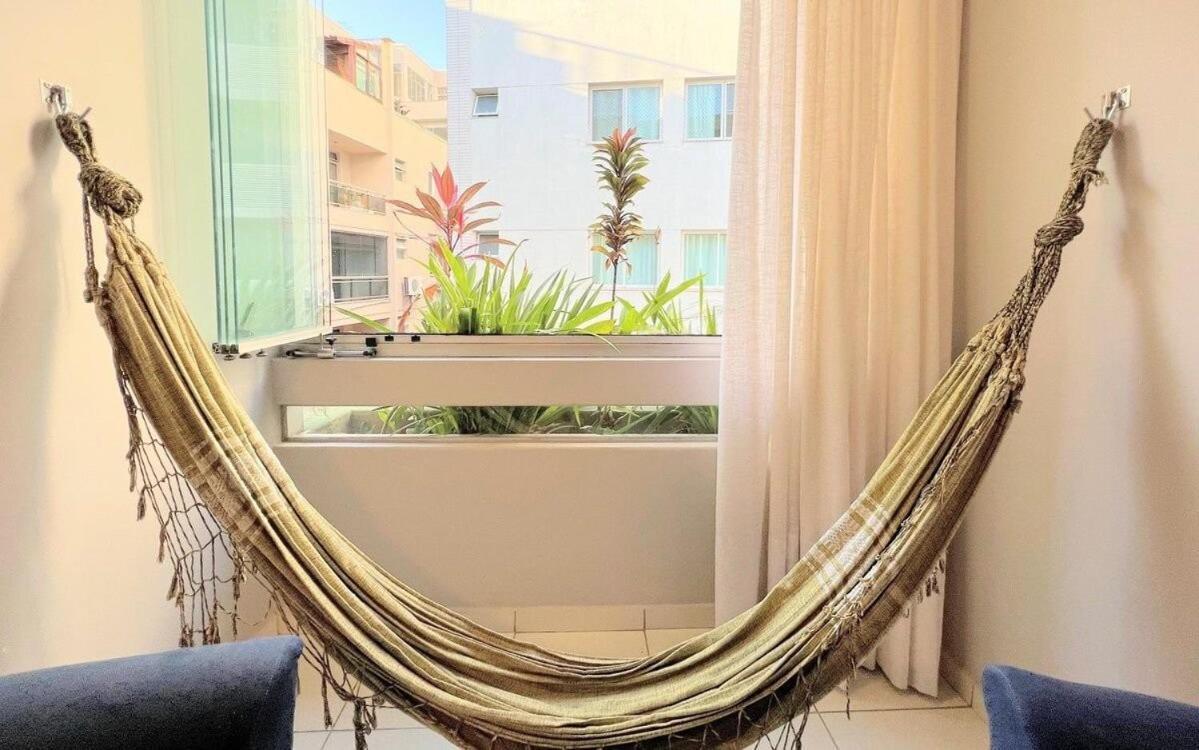 Apartamento 3qts, Ar Na Suite, Wi-fi 280mb A 500m *